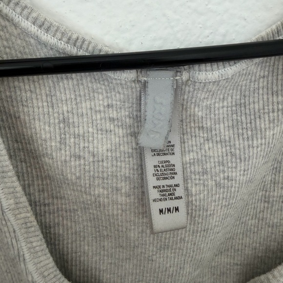 Skims Gray Ribbed Tank Top - Picture 4 of 4